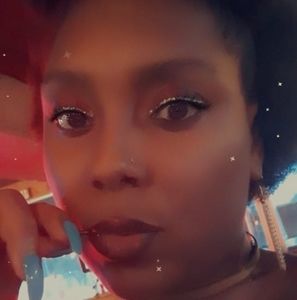 Meet your Posher, Ariana